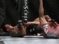 Винни Магальяеш vs Энтони Перош на UFC 163