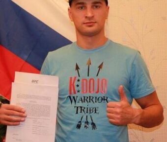 Александр Яковлев подписан в UFC после победы над Полом Дэйли